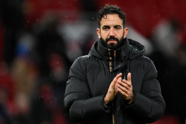 Amorin talks about being influenced by Mourinho: establishing emotional bonds with players and integrating humanistic management into modern football