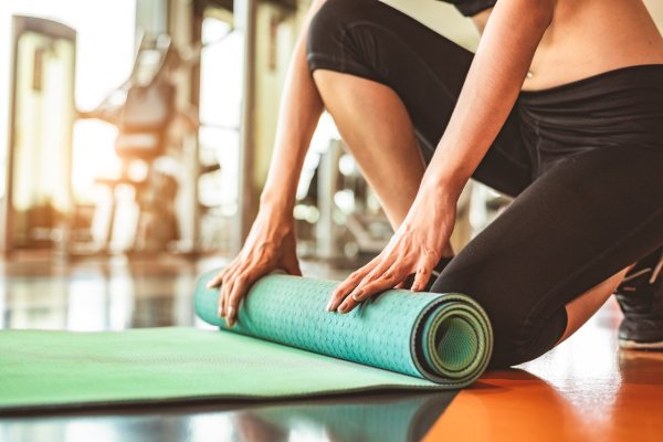 Which one is good for your health when exercising every day or only on weekends? The latest research says